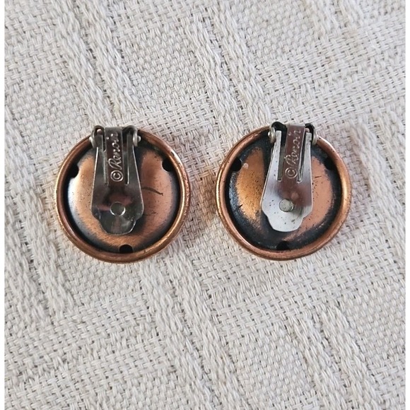 Vintage Matisse Renoir Signed Copper Modernist‎ Round Disc Clip-On Earrings - Picture 4 of 5